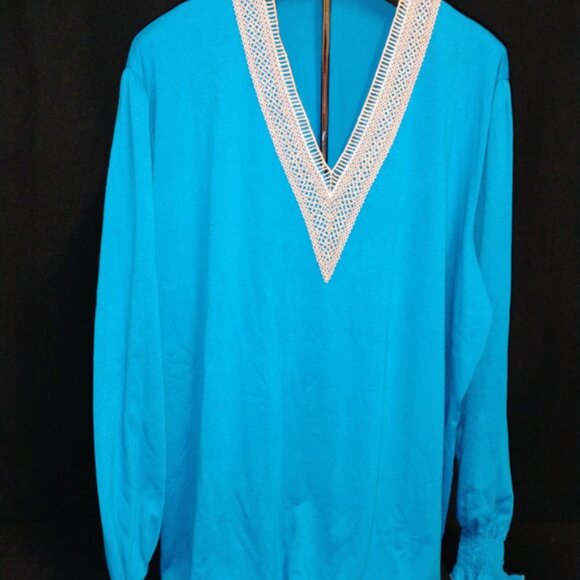 Kepohi Blue Long Sleeve Blouse with Lace V-Neck Trim Size 3X - Picture 1 of 4